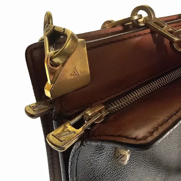 LOUIS VUITTON ENGHIEN BAG - Picture 4 of 14